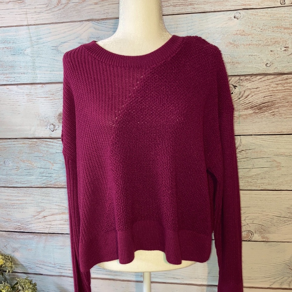 XXL Fuchsia crew neck sweater with drop shoulder.  Apt 9. Brand new wi…